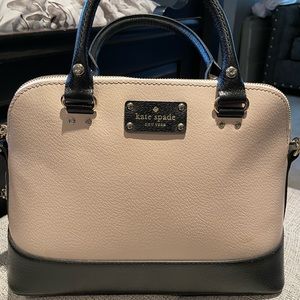 Kate Spade Small Rachelle WKRU2485 Wellesley (pebble/black)